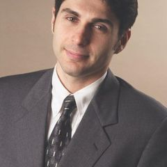 Portrait of Alex Varum
